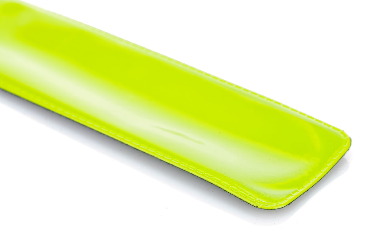 Светоотражающий браслет на батарейках, самофиксирующийся, 3 режима, 34,5 × 4 см, цвет жёлтый